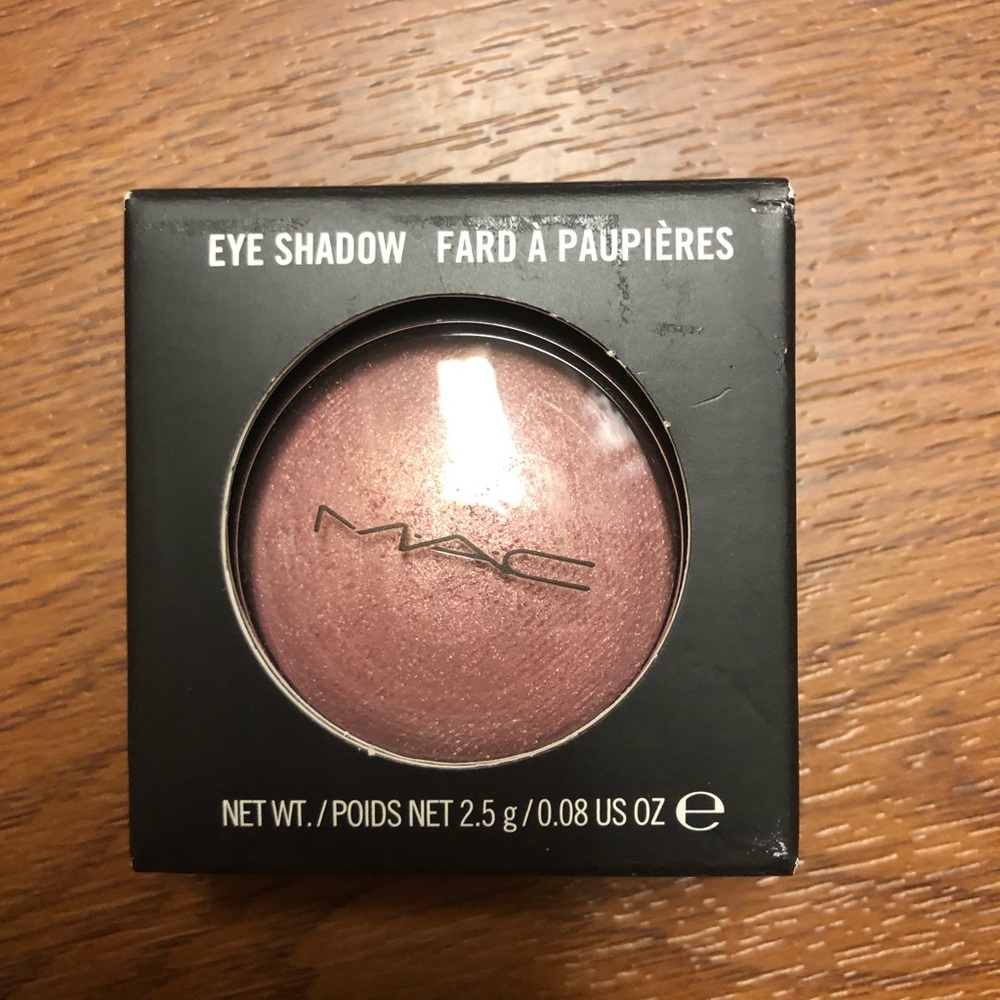 MAC eyeshadow